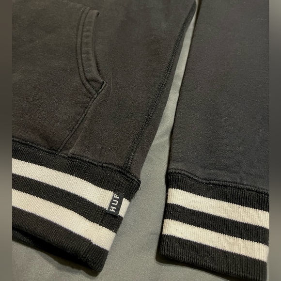 Men’s HUF Pullover Hoodie Size S - Picture 4 of 6